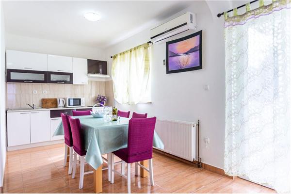 Apartment A1, for 4 persons