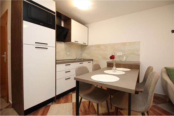 Apartment A4, for 4 persons
