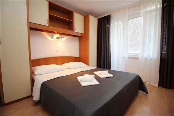 Apartment A4, for 4 persons