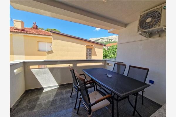 Apartment A4, for 4 persons