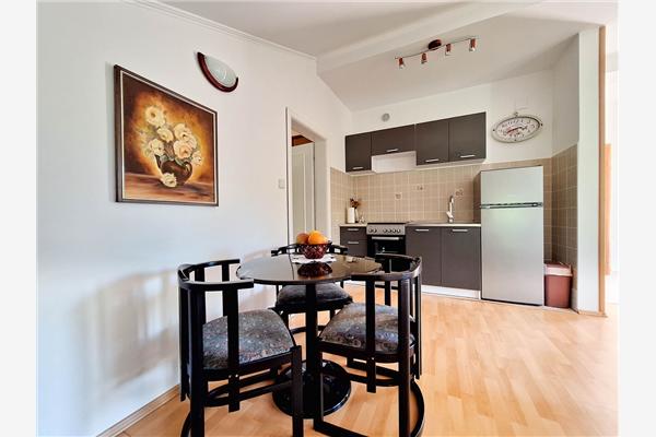 Apartment A1, for 3 persons
