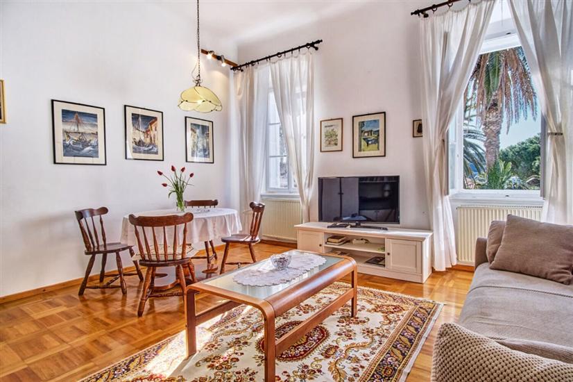 Apartment A2, for 4 persons