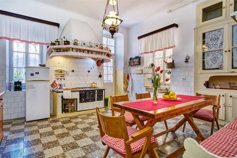 Apartments Old Sailor s House