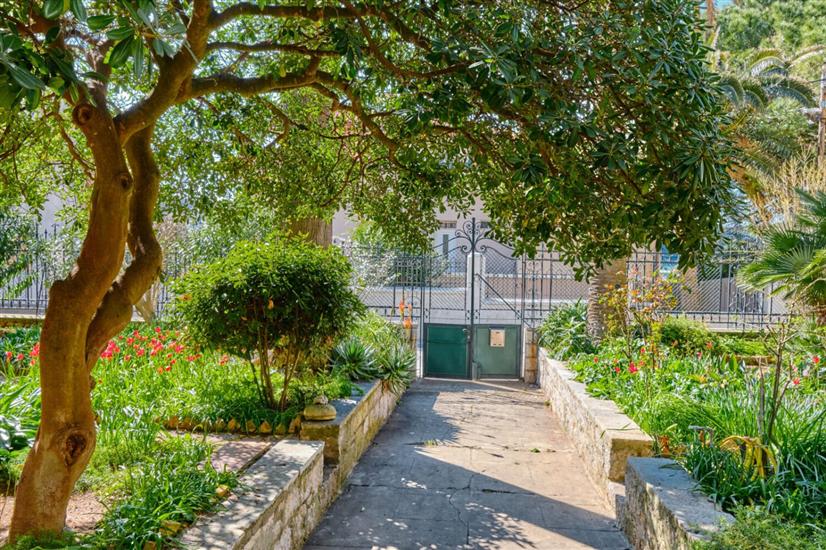 Apartments Old Sailor s House