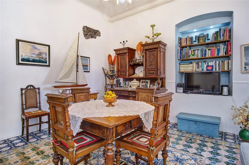 Apartments Old Sailor s House