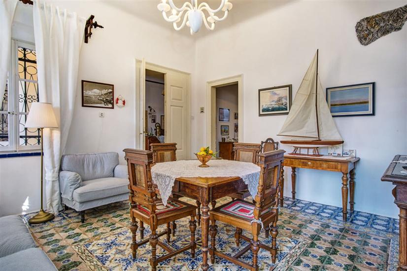 Apartments Old Sailor s House