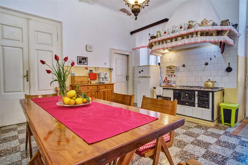 Apartments Old Sailor s House