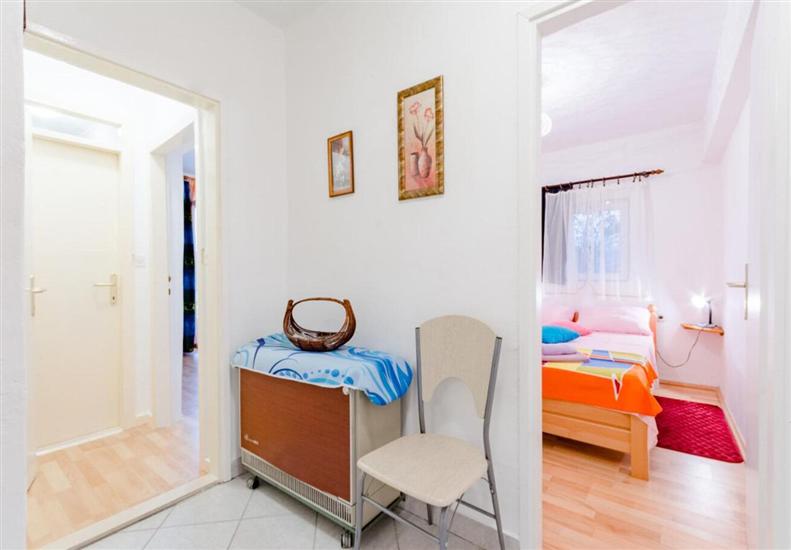 Apartment A1, for 8 persons