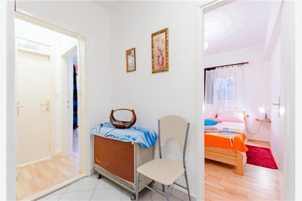 Apartment A1, for 8 persons