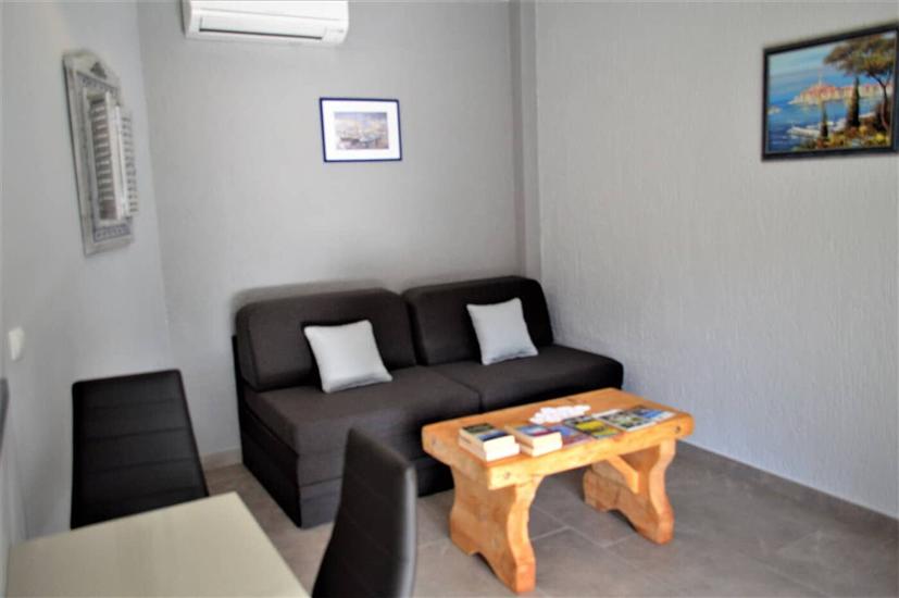 Apartment A1, for 3 persons