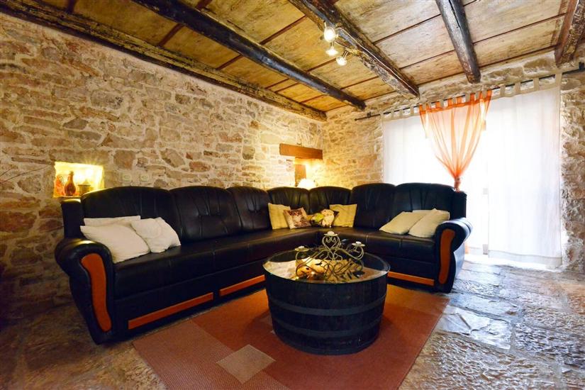 House K1, for 8 persons