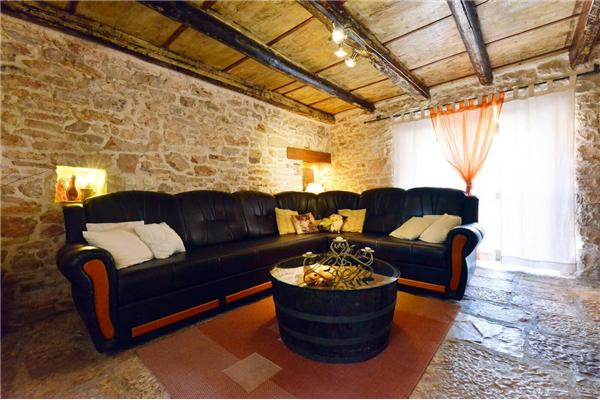 House K1, for 8 persons