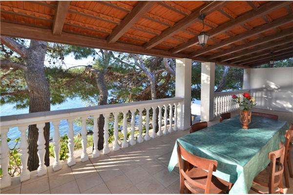 Apartment A1, for 6 persons