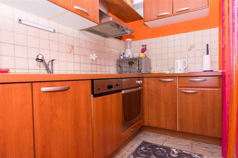 Apartment A1, for 6 persons