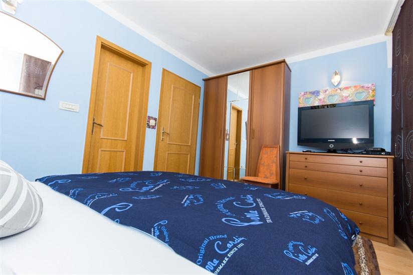 Apartment A1, for 6 persons
