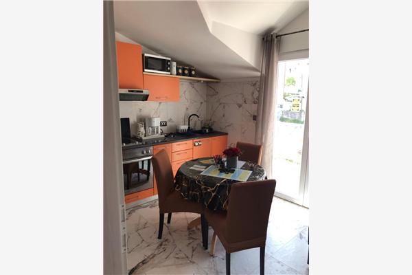 Apartment A2, for 3 persons