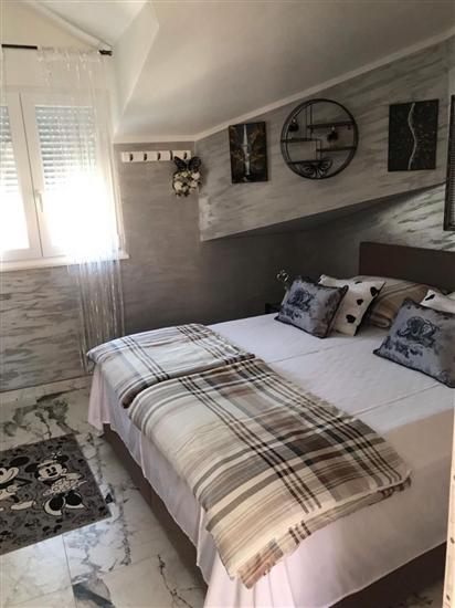 Apartment A2, for 3 persons