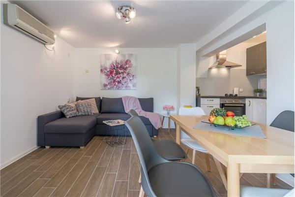 Apartment A1, for 8 persons