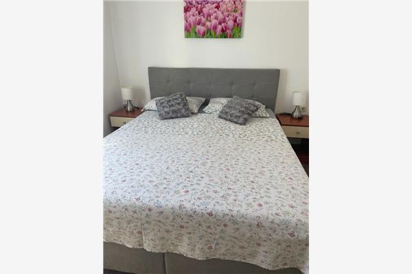 Apartment A1, for 8 persons