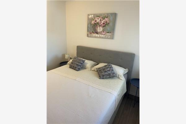 Apartment A1, for 8 persons