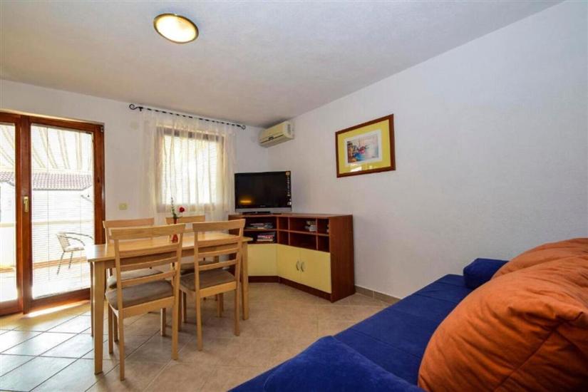 Apartment A2, for 4 persons