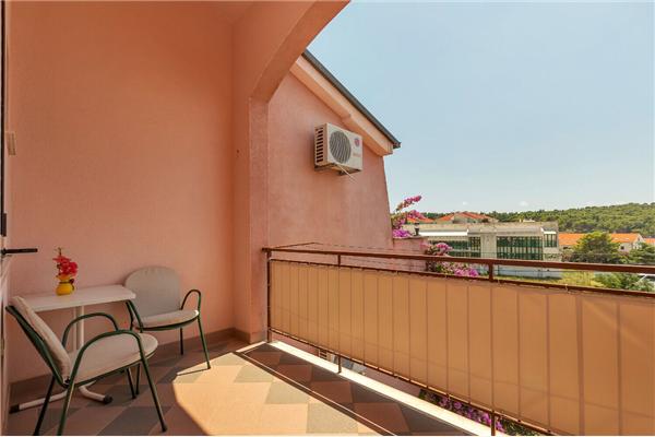 Apartment A1, for 11 persons