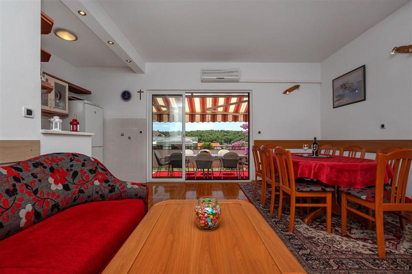 Apartment A1, for 11 persons