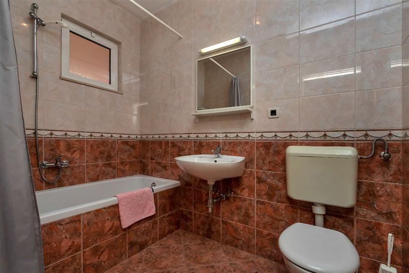 Apartment A1, for 11 persons