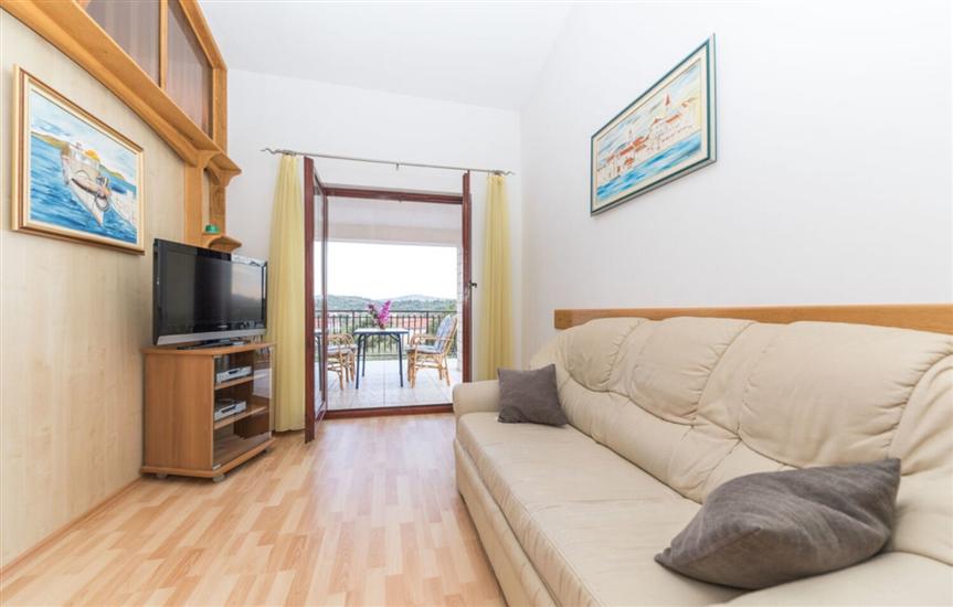 House K1, for 8 persons