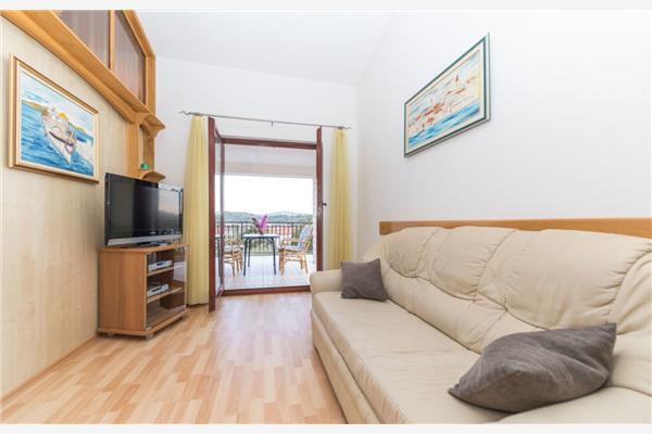 House K1, for 8 persons