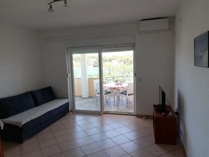 Apartment A2, for 5 persons