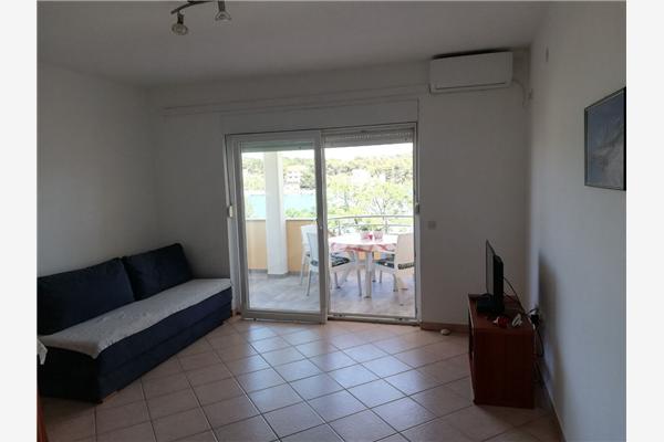 Apartment A2, for 5 persons