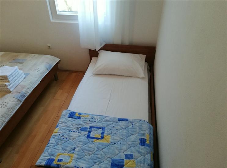 Apartment A2, for 5 persons