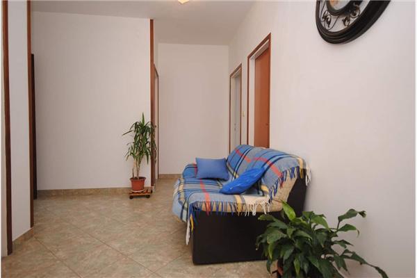 Apartment A1, for 6 persons