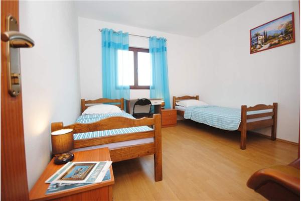 Apartment A1, for 6 persons