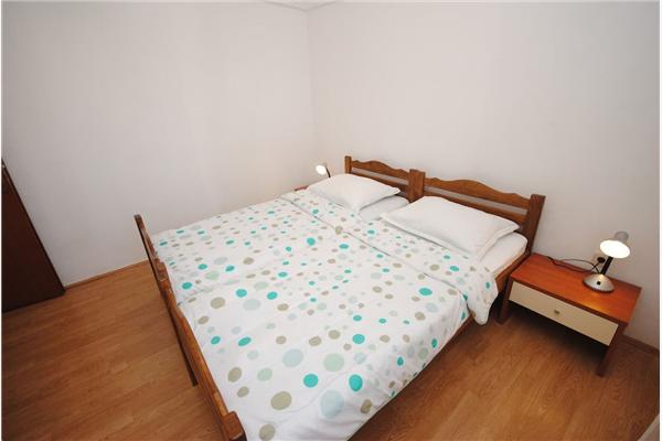 Apartment A1, for 6 persons