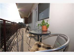 Apartman Ivanka Kaštel Štafilić, Kvadratura 103,00 m2