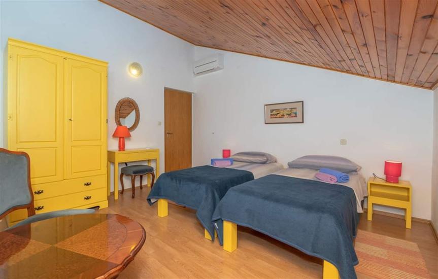 Apartman A1, na 5 osebe
