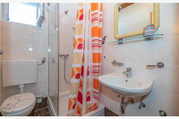 Apartman A1, na 5 osebe