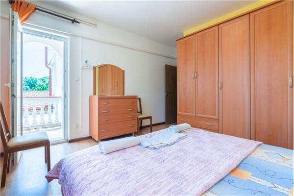Apartment A1, for 6 persons
