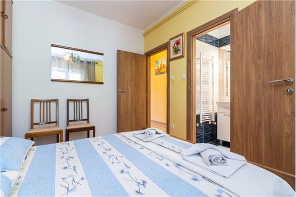 Apartment A1, for 6 persons