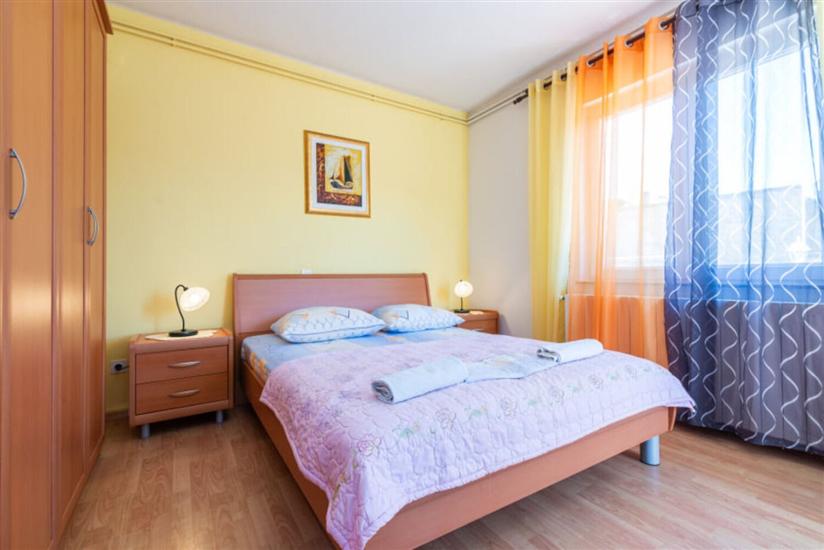 Apartment A1, for 6 persons