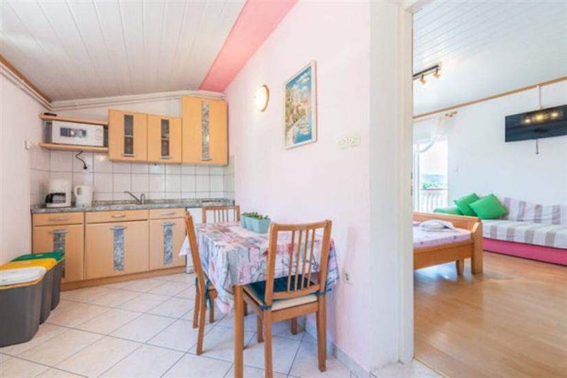 Apartment A2, for 3 persons