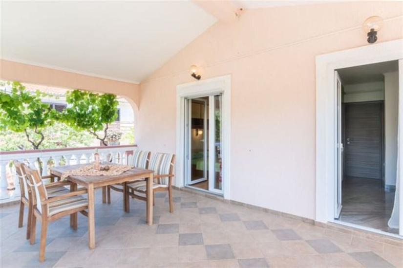 Apartment A4, for 4 persons