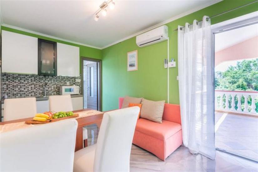 Apartment A4, for 4 persons