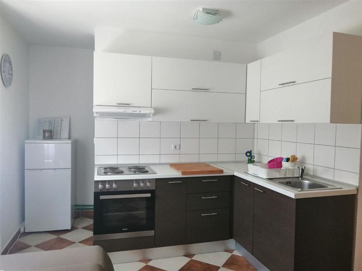 Apartment A1, for 5 persons