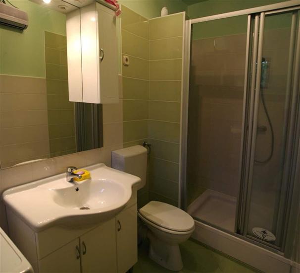 Apartment A2, for 3 persons