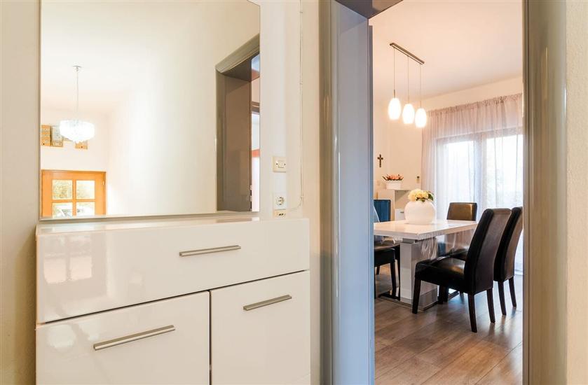 Apartment A3, for 5 persons
