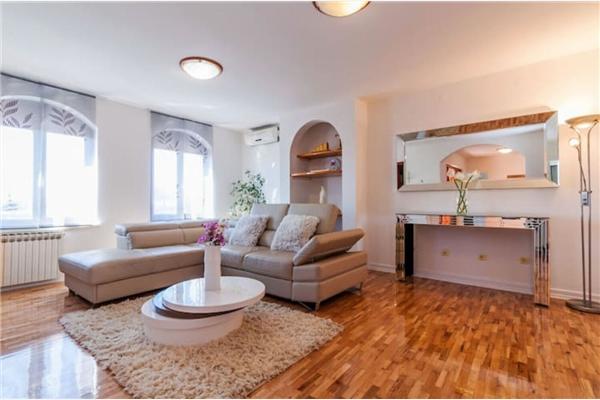 Apartment A4, for 7 persons