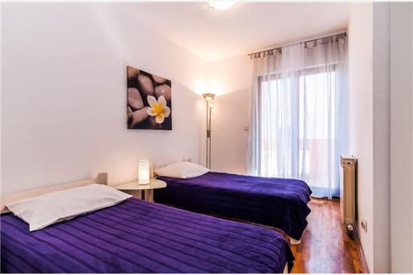 Apartment A4, for 7 persons